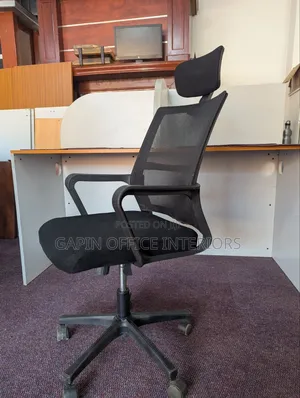 Simple Mesh Back Office Chair with Adjustable Height