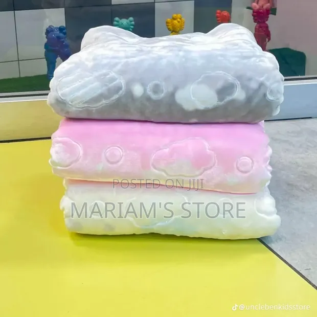 Soft Plush Baby Blankets - Cloud & Moon Pattern - 1