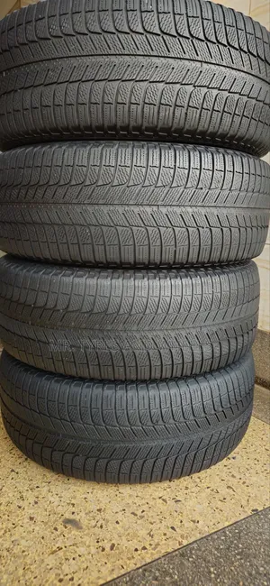 Used Michelin Tyres 265/65R17 for Landcruiser/Prado