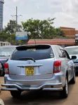 Toyota Corolla Fielder 2010 Silver - 4
