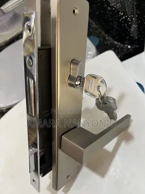 Door Handles Packer (England)