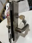 Door Handles Packer (England) - 2