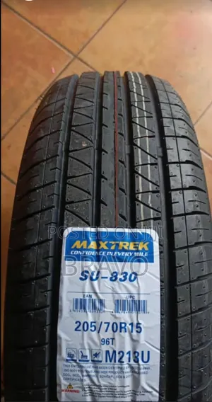 205/70R15 Maxtrek Tires - Brand New