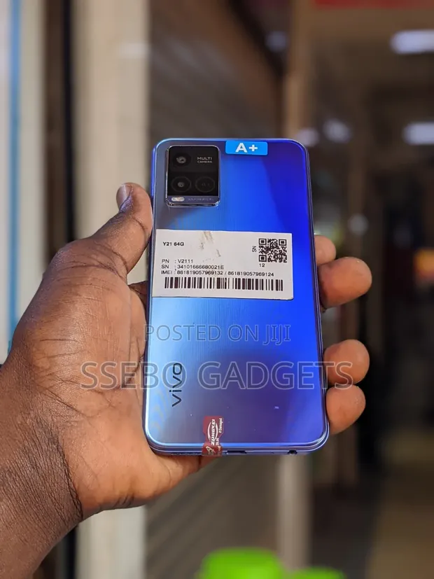 Vivo Y21 64GB Blue - 1