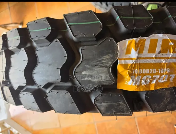 10.00R20 Mud Terrain Rear Tyres - 1