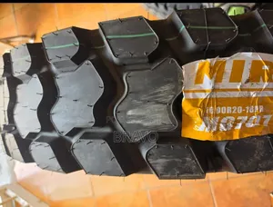 10.00R20 Mud Terrain Rear Tyres