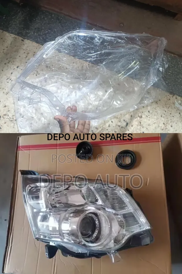 Toyota Noah 2012 Headlamp Lens - 1