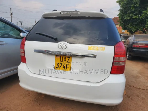 Toyota Wish 2007 White - 1