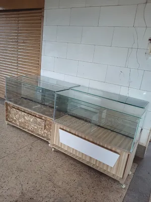 4 Feet Heavy Glass Display Counter