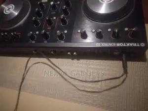 Numark Traktor Controller
