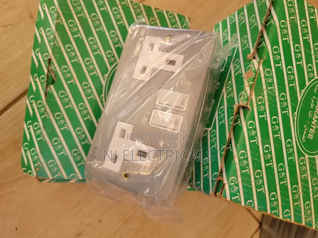 Original G&T Industrial Socket - 1