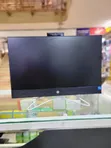 HP All-in-One Desktop Computer 24" Core i5 8GB RAM 256GB SSD - 1