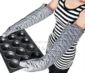 Extra-Long Heat Resistant Oven Glove