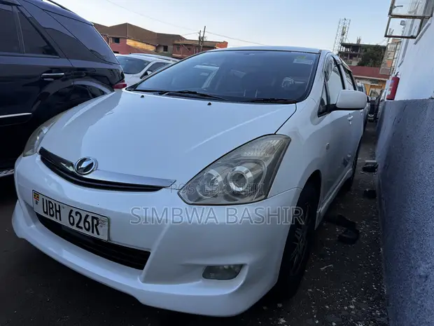 Toyota Wish 2007 White - 1