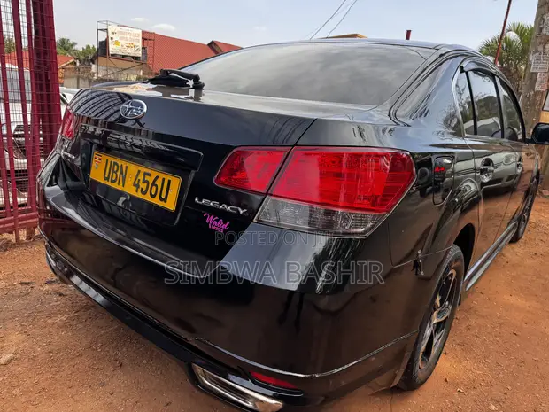 Subaru Legacy 2009 Black - 1