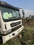 Tata Nova Tractor Head - 3