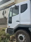 Tata Nova Tractor Head - 4