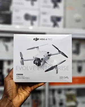DJI Mini 4 Pro Fly More Combo