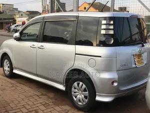 Toyota Sienta 2008 Silver