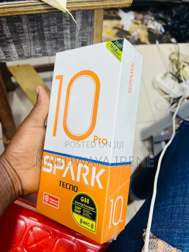 New Tecno Spark 10 Pro 256GB White - 1