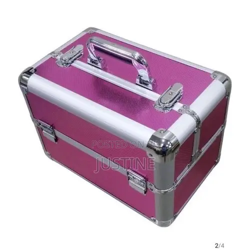 Aluminum Framed Makeup Box - 1