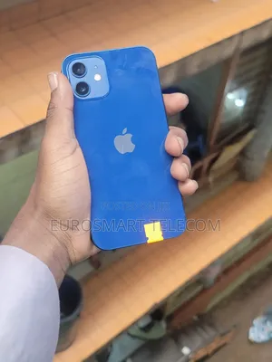 Apple iPhone 12 64GB Blue