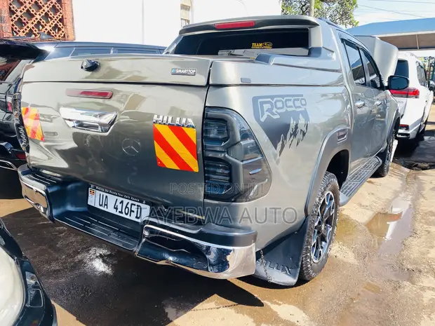 Toyota Hilux Revo Double Cab 2.8 Diesel AWD 2016 - 1