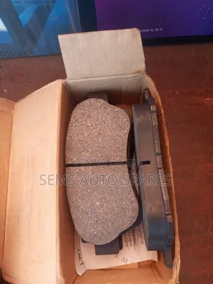 Front Brake Pads for Toyota Altezza