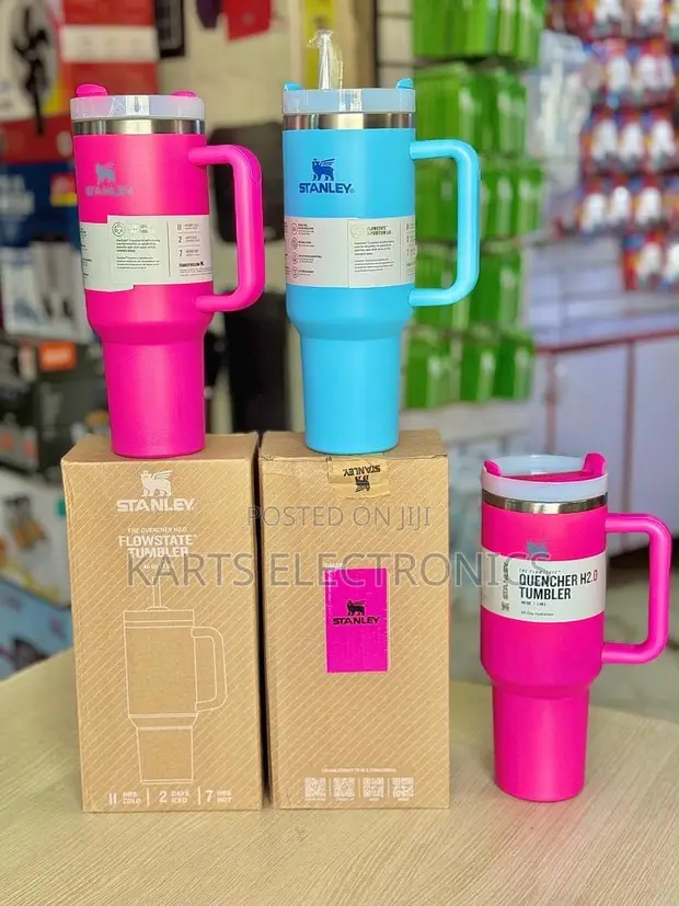 Stanley Vacuum Bottles, Mugs & Thermoses - 1
