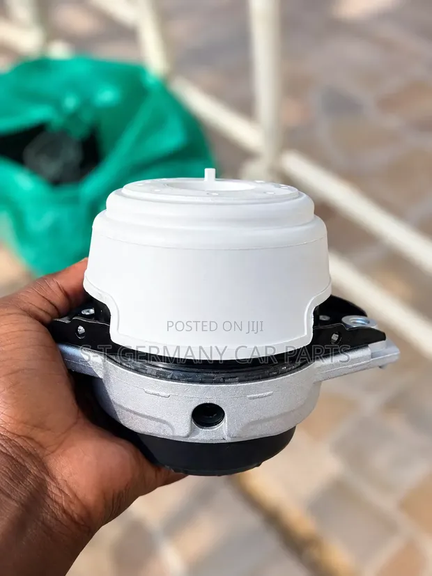 Genuine Mercedes-Benz ML W166 Engine Mountings (2012-2015) - 1