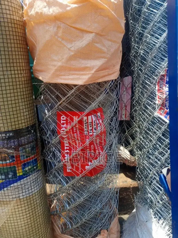 Roofings Group Chain Link Fencing G14, 4ft - 1
