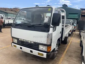 Mitsubishi Canter Food Truck
