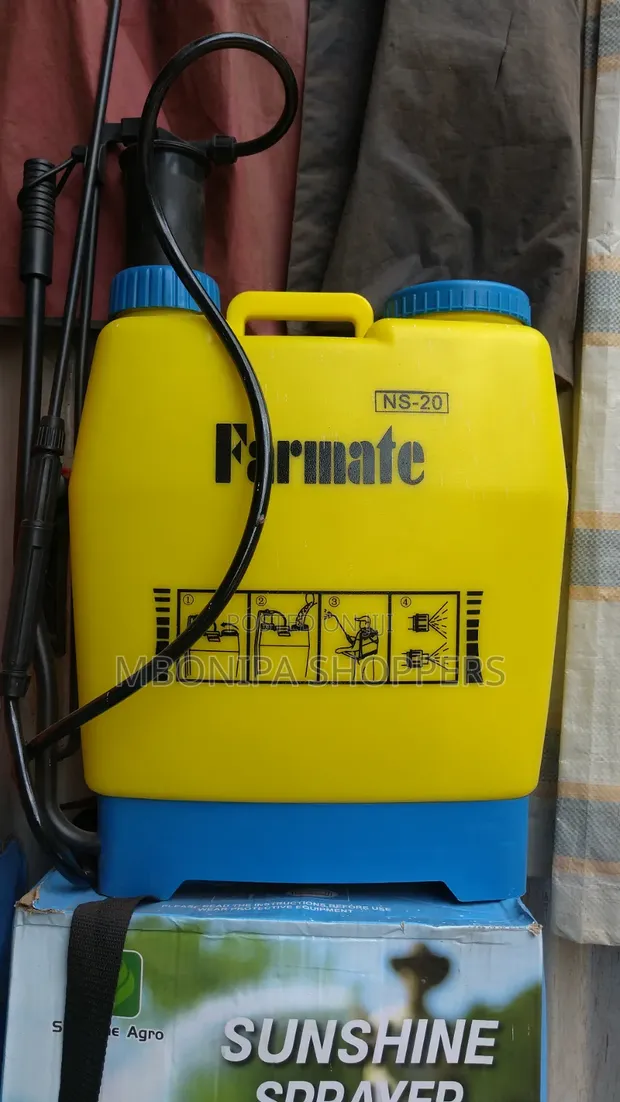 Farmate Knapsack Sprayer 20L - Yellow - 1