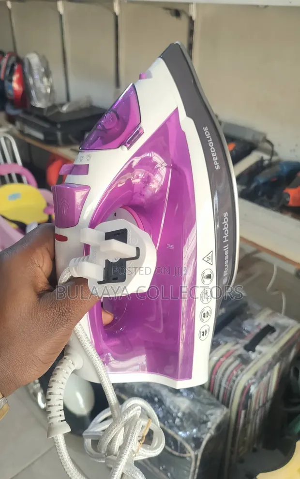 UK Used Russell Hobbs Speedglide Steam Iron 2400w - 1