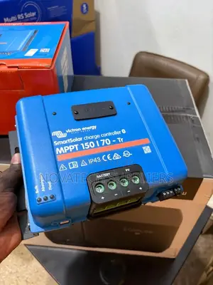 Victron SmartSolar MPPT 150/70-Tr Charge Controller