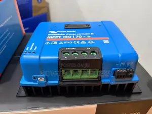 Victron SmartSolar MPPT 150V 70A Charge Controller