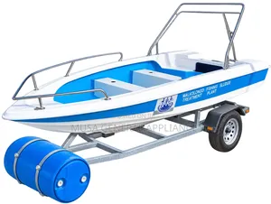 Small Fiberglass Motor/Speed Boat - 5 Seat