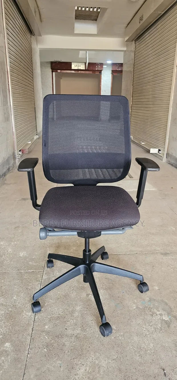 Used Mesh Recliner Adjustable Office Chair - 1