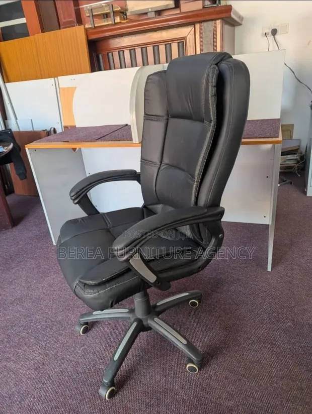 Executive Faux Leather Refurbished Office Chair - 1