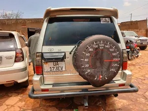 Toyota Land Cruiser Prado TX 2002
