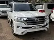 Toyota Land Cruiser V8 2017 White - 1