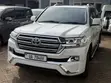 Toyota Land Cruiser V8 2017 White - 3