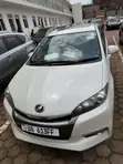 Toyota Wish 2013 - 1