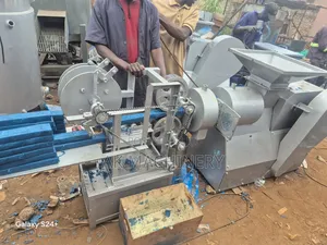Bar Soap Plodder Machine with Automatic Cutter