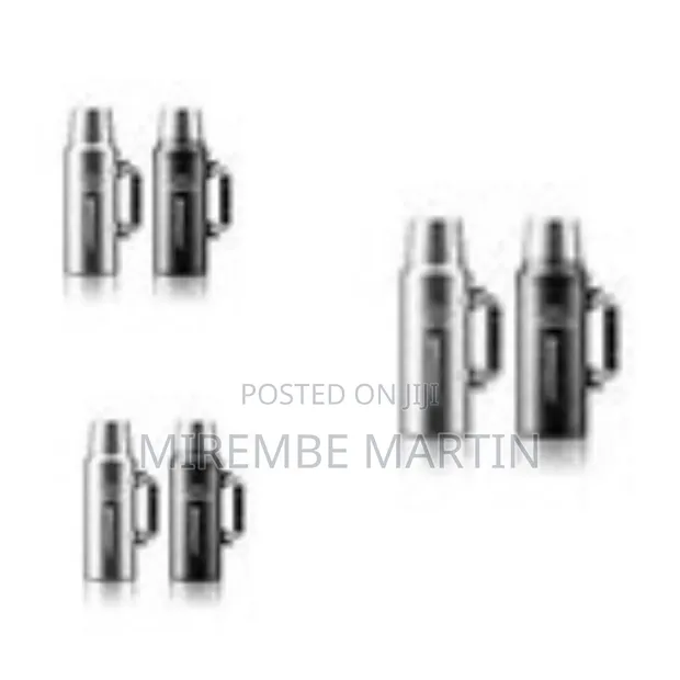 Professional Grade High-Capacity Vacuum Insulated Flask with Tea Infuser - 1