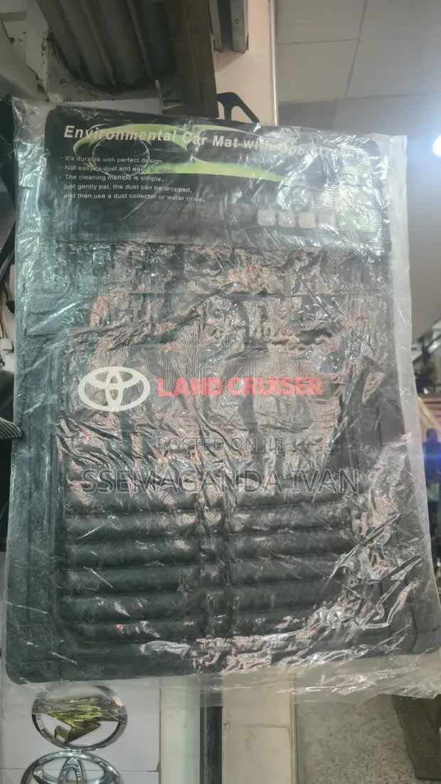Toyota Land Cruiser Prado Floor Carpets/Mats - 1