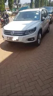 Volkswagen Tiguan 2013 White - 3