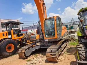Develon DX220LC-2N Excavator (China Plant)