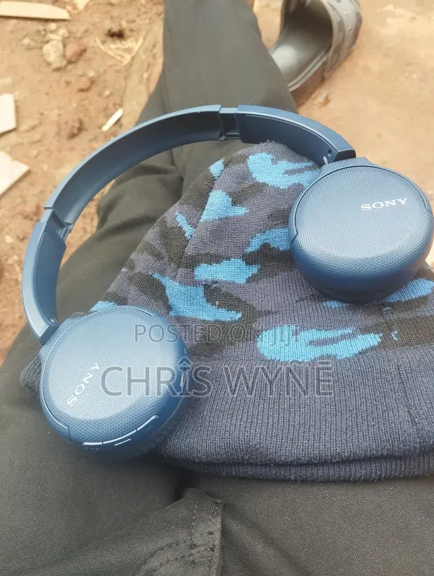 Sony WH-CH510 Wireless Headphones - Blue - 1