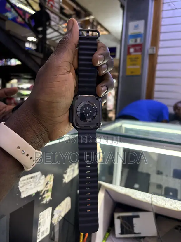 Apple Watch Ultra 3 - 1